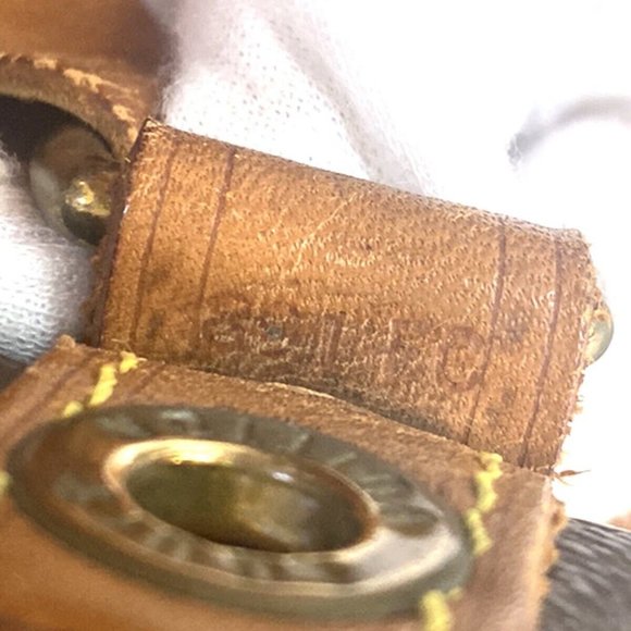 LOUIS VUITTON Petit Noe Drawstring Shoulder Bag Monogram Leather - Picture 8 of 14